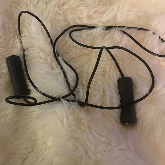 skipping rope - Picture 1 of 1